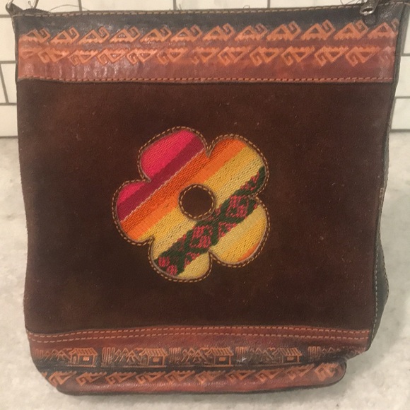 Vintage Bohemian Leather Suede Crossbody Purse Flower Tooled Detail Primitive - Picture 3 of 12